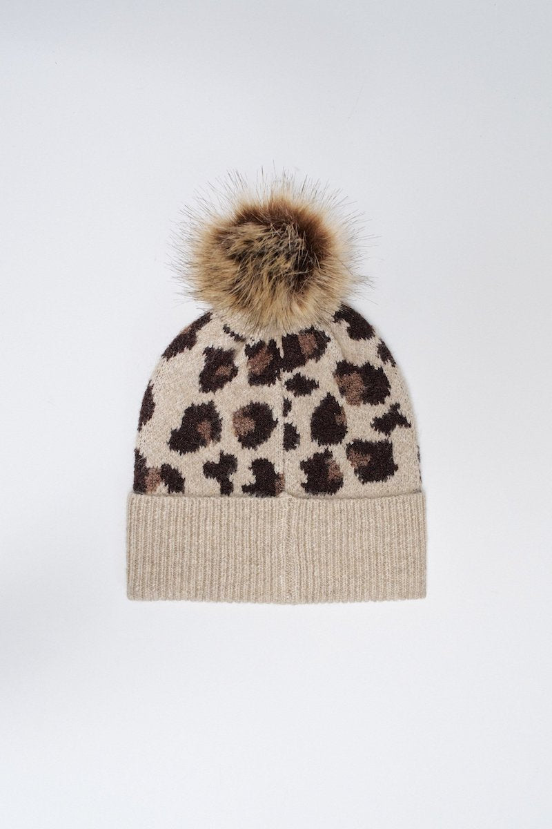 Bonnet femme avec pompom de chez Salsa