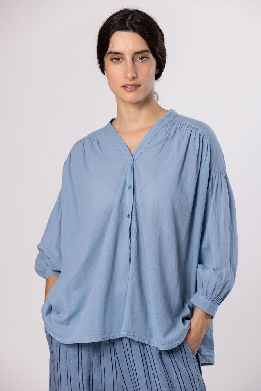 Chelmise boutonée large OMER OM025H