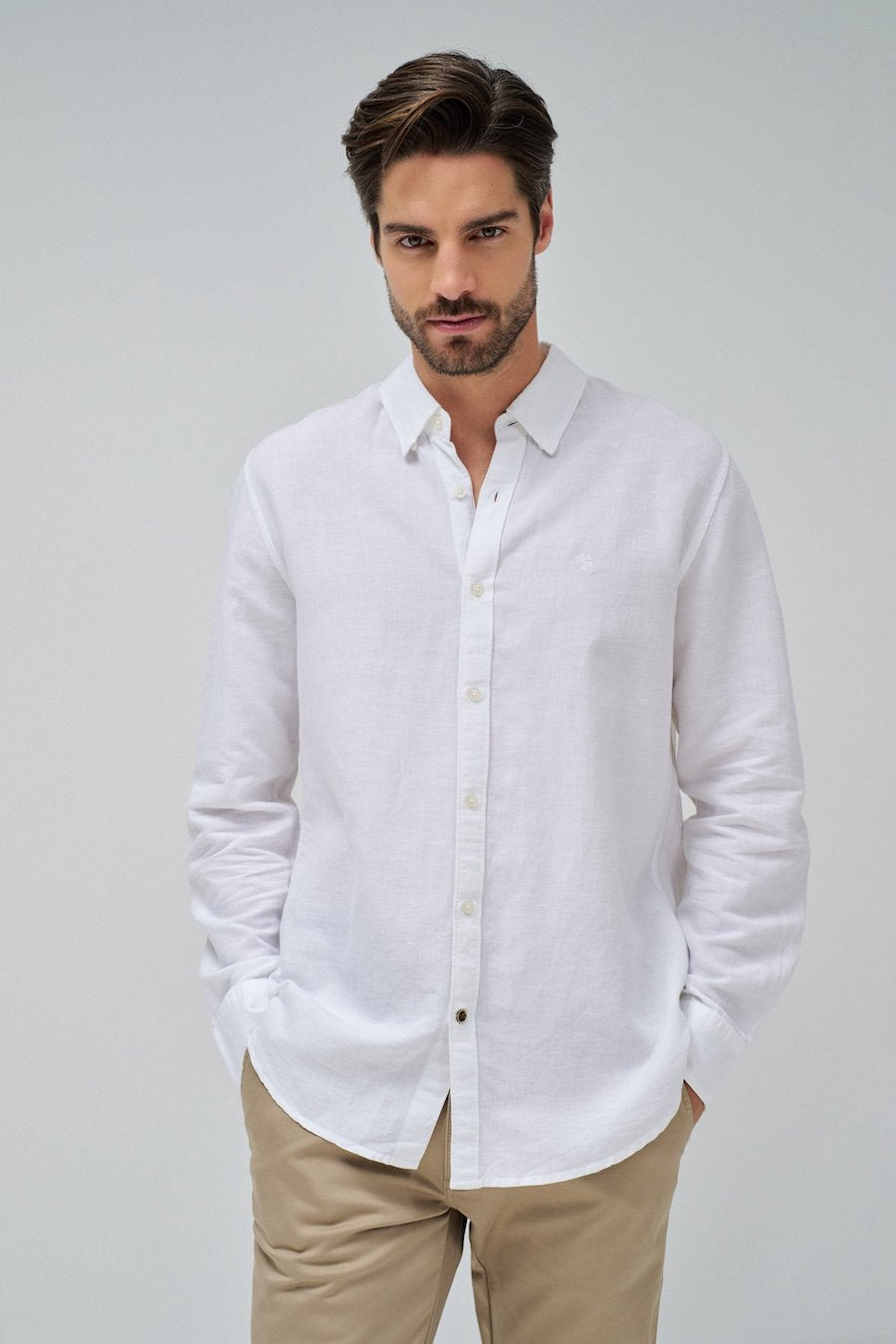 Chemise en lin mélangée pour homme de chez Salsa