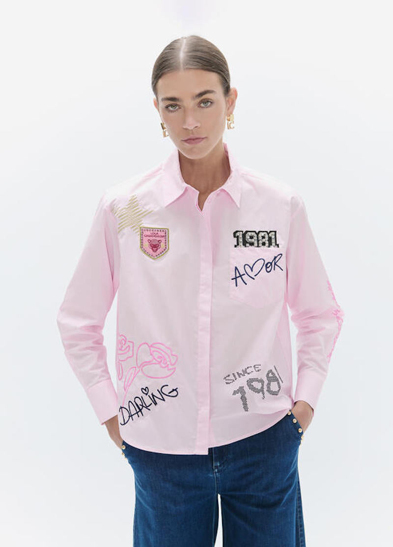 Chemise rose avec écussons Lola Casademunt