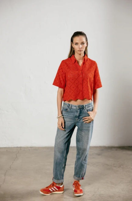 Chemise femme en broderie anglaise de chez Freeman