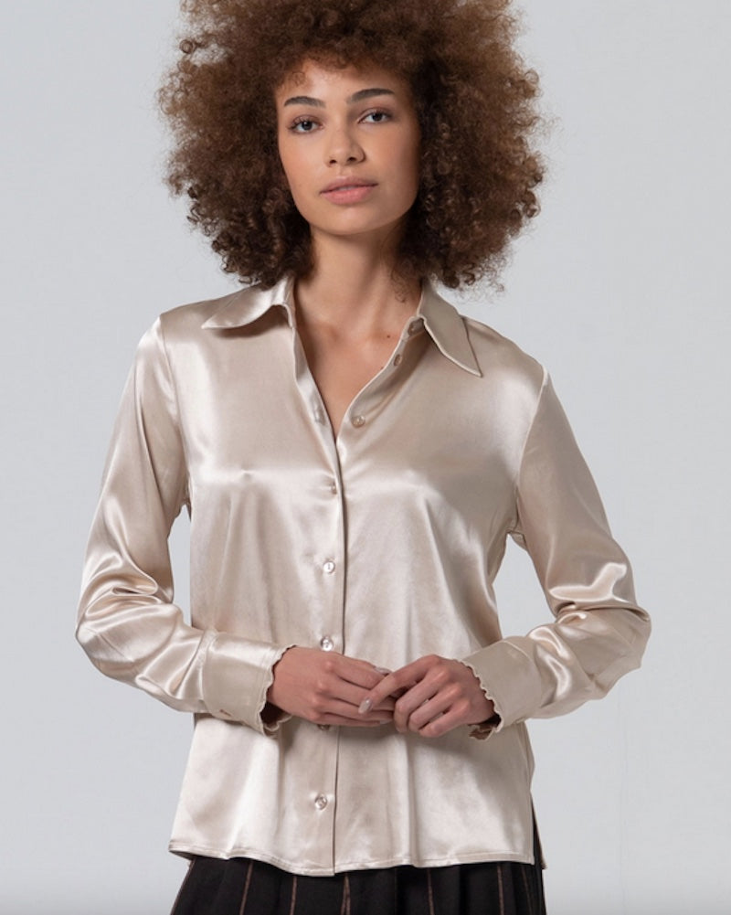 Chemise satinée sable de la marque Surkana