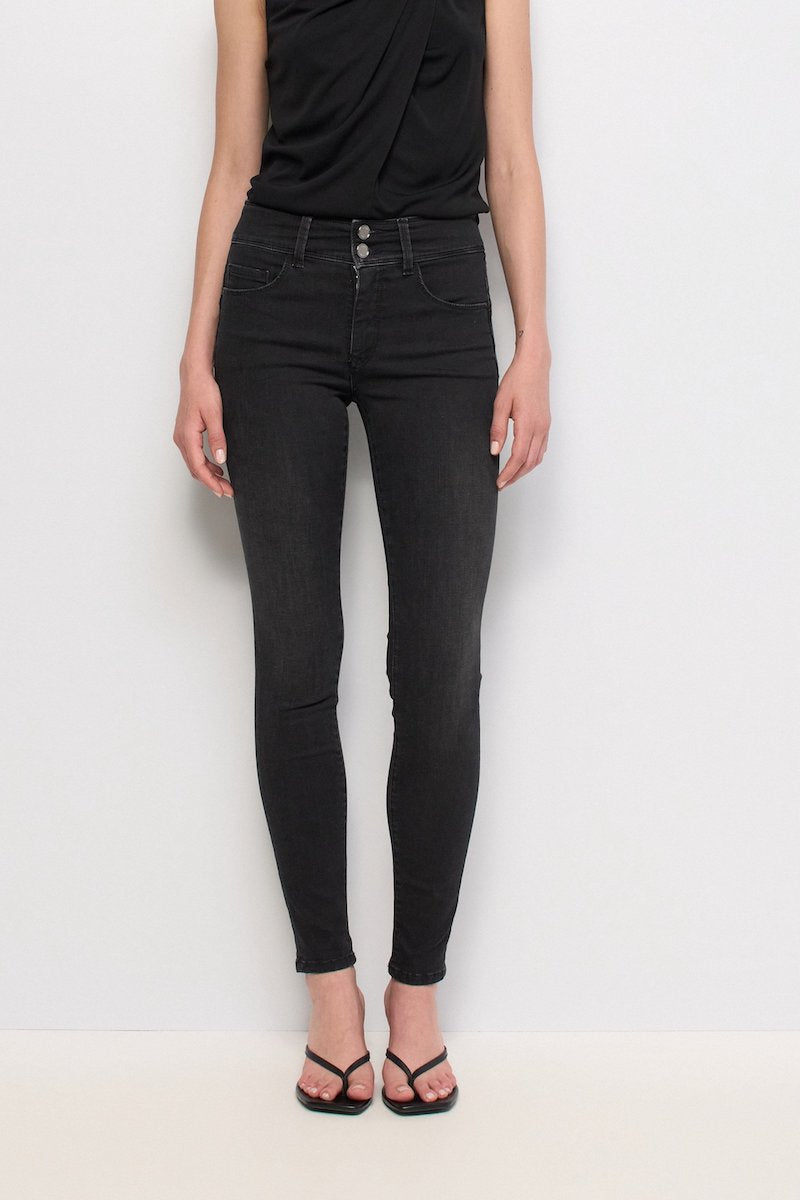 Jeans femme skinny modèle Secret de chez Salsa Jeans