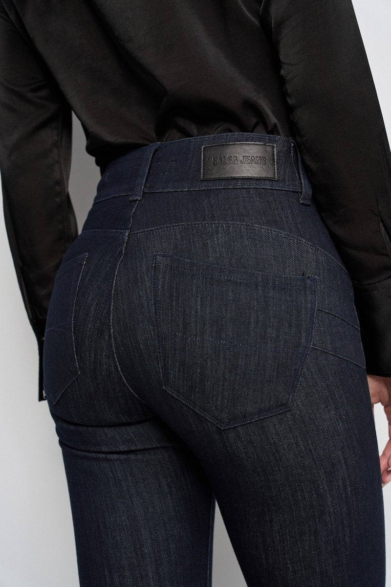 Jeans femme coupe slim de chez Salsa