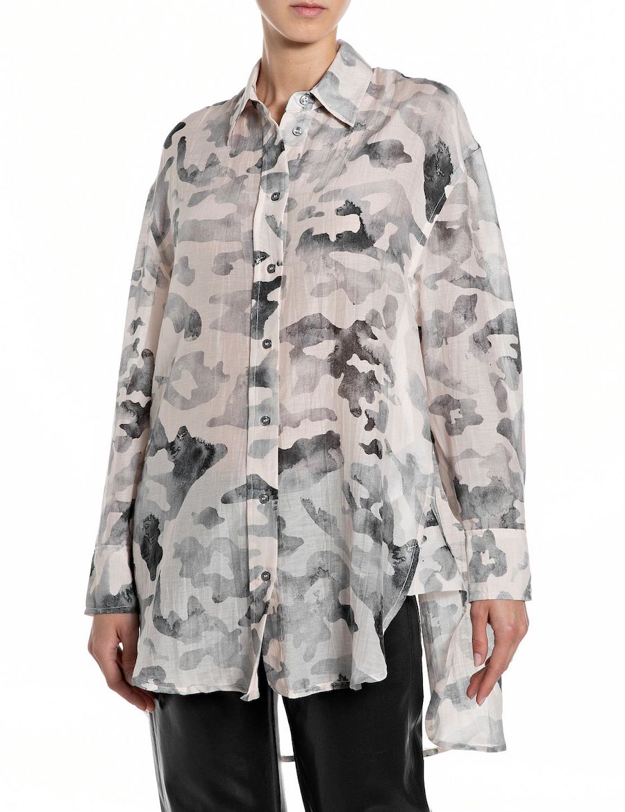 Longue chemise femme army en soie de chez Replay