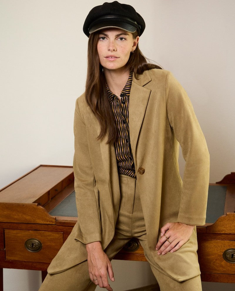 Manteau femme façon peau de chez Surkana