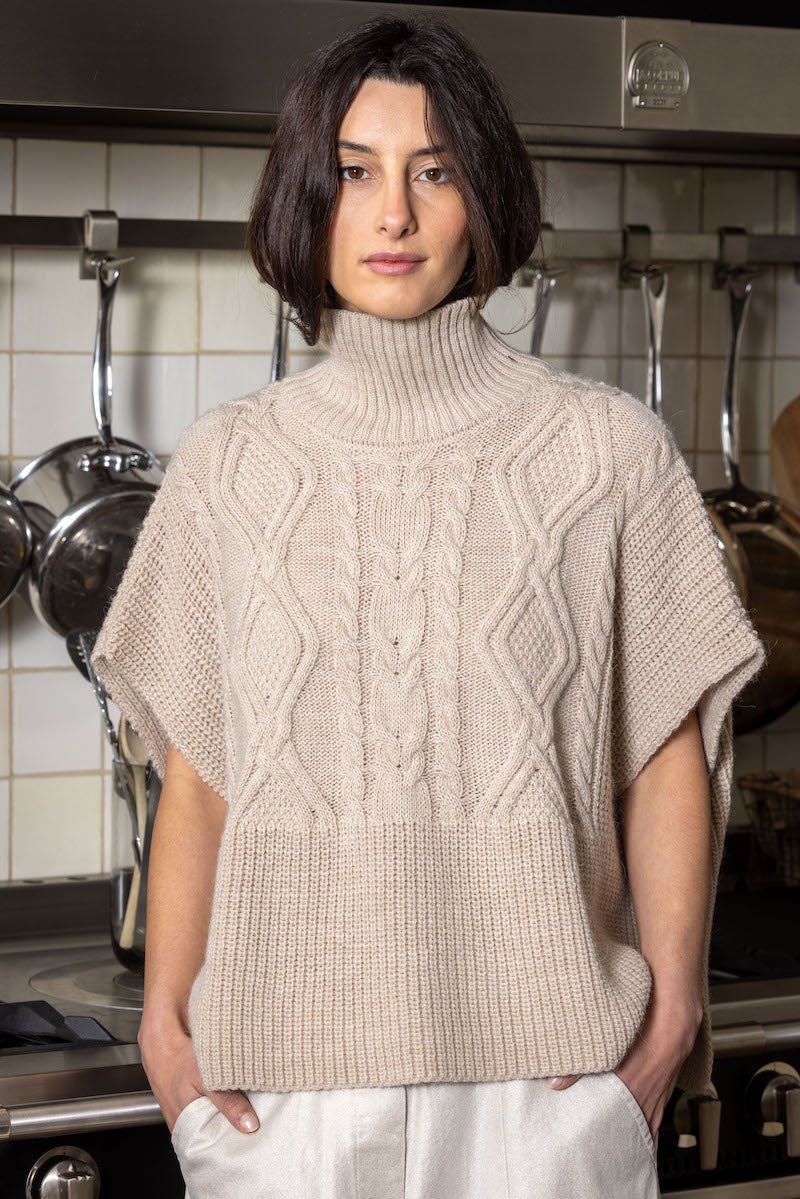 Pull O'MER en maille torsadé sans manches