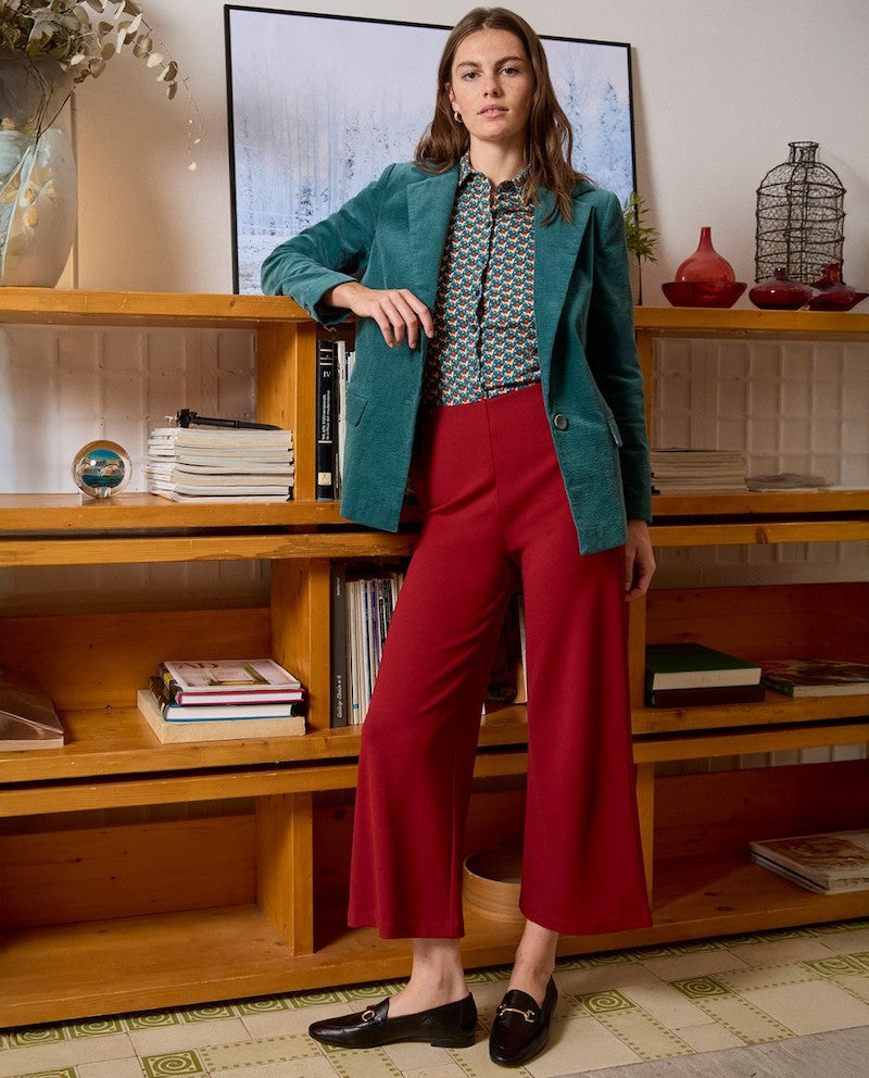 Pantalon rouge anglais pour femme de chez Surkana