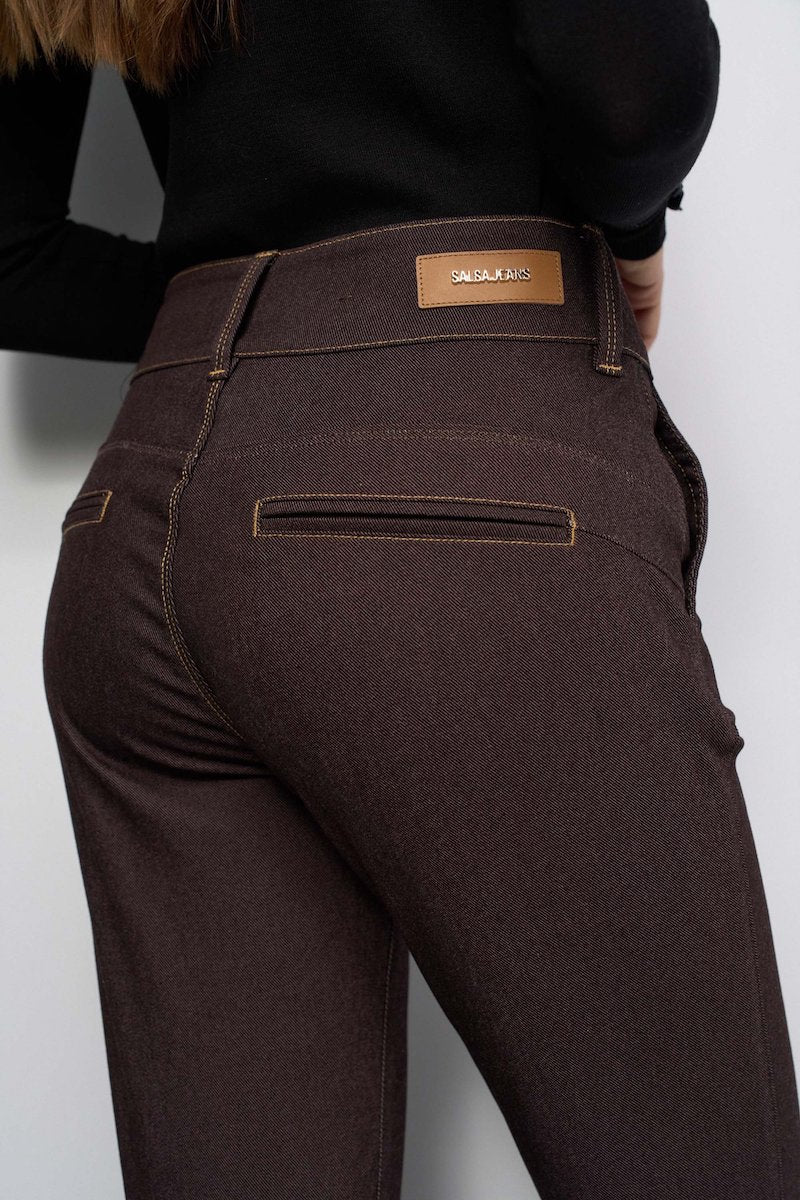Pantalon femme Secret chino de chez Salsa