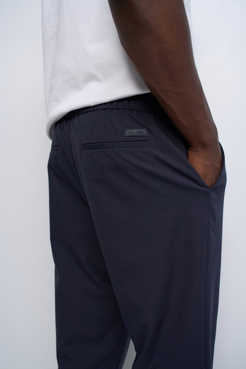 Pantalon jogger homme de chez Salsa Jeans