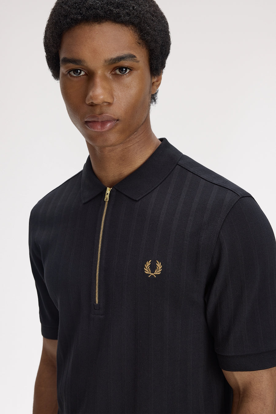 Polo piqué rayure Fred Perry M2382 102 noir