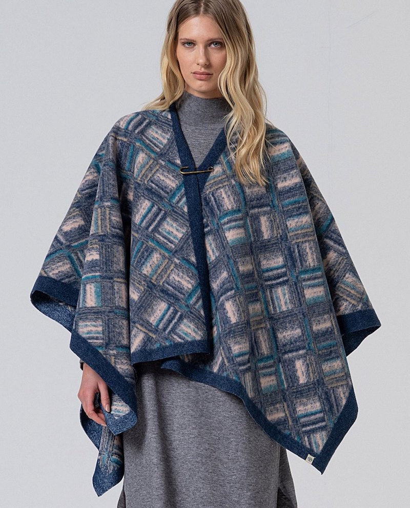 Poncho femme en jacquard Surkana