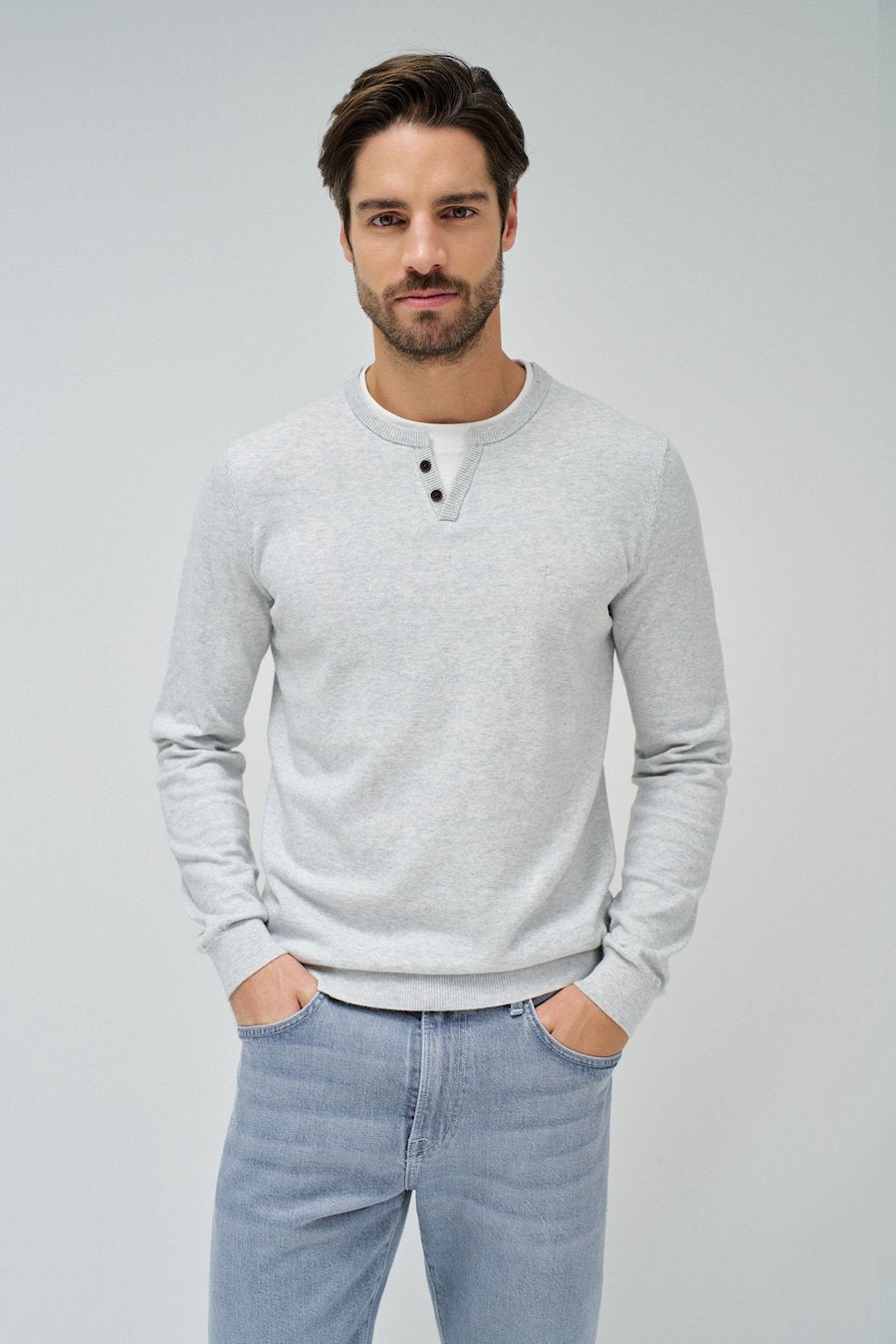 Pull fin gris de chez salsa Jeans