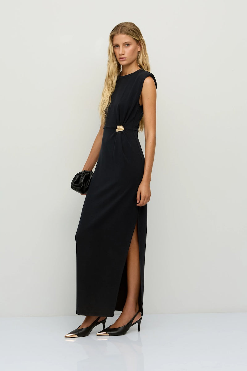 Robe longue avec bijoux doré BSB fashion