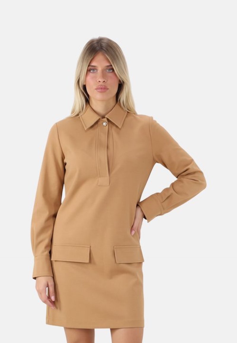 Robe polo camel de chez Liu Jo