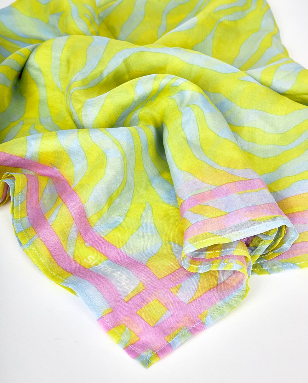 Foulard en soie Surkana