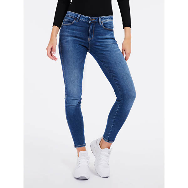 Jean Curve Guess W0BAJ2