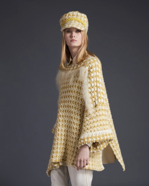 Poncho Tricot Chic en maille jaune