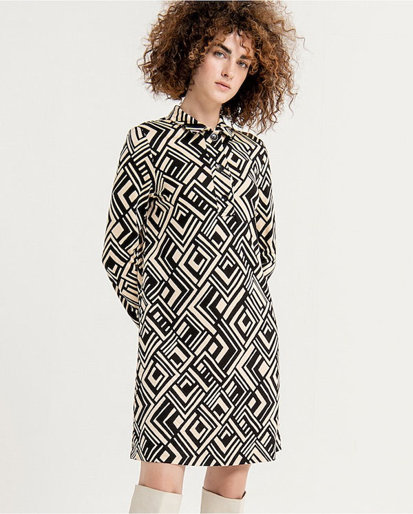 Robe Surkana avec patte de boutonnage