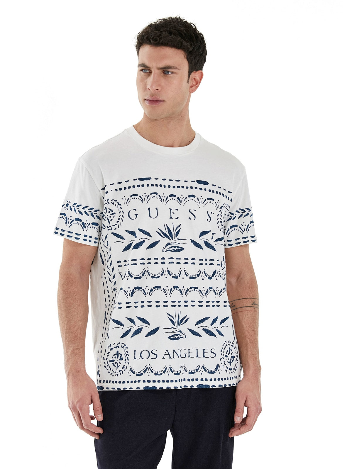 T-shirt Guess Tribe  M3BI46