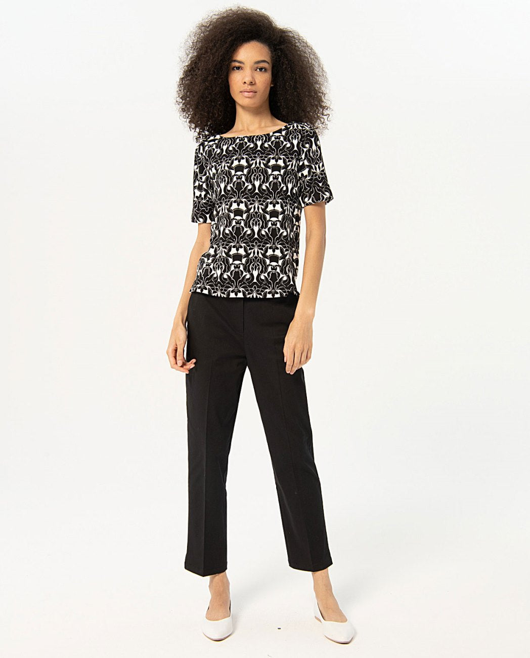 T-shirt imprimé Surkana noir et blanc