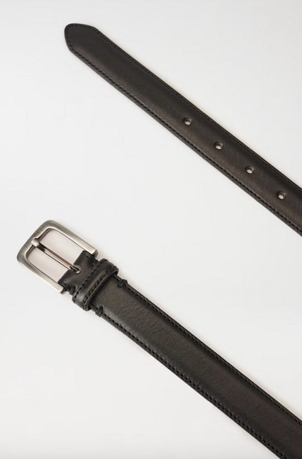 Ceinture fine  en cuir noir