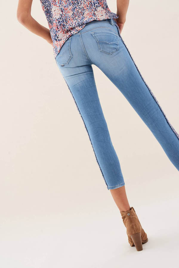 Jean Capri Salsa 121798