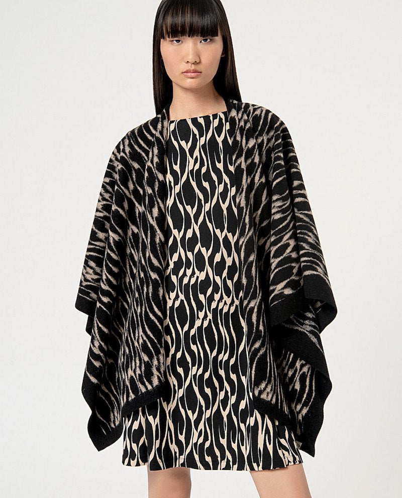 Poncho géométrique Surkana noir