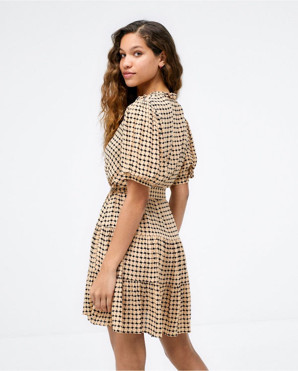 Robe à manches courtes Surkana 523HEBA722