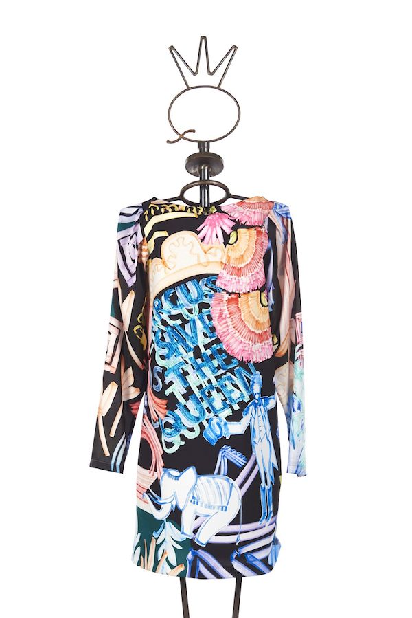 Robe Save the Queen 4131