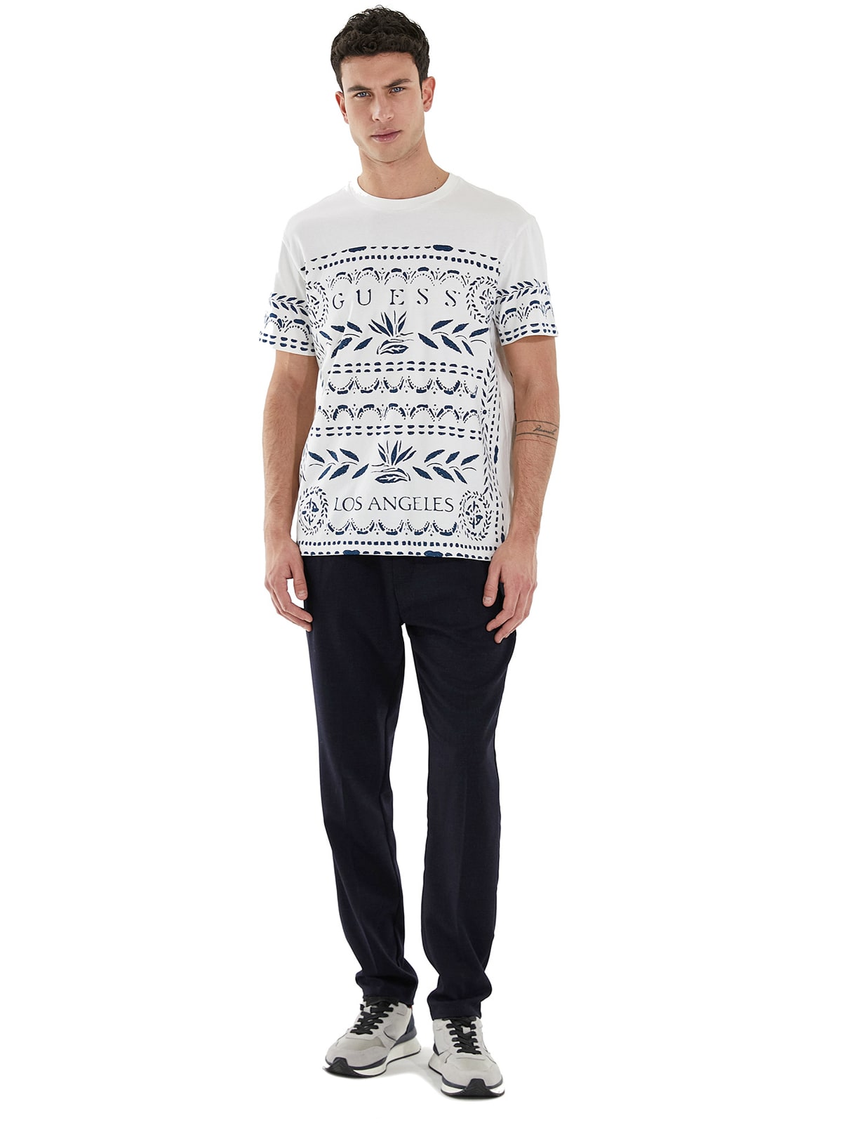 T-shirt Guess Tribe  M3BI46
