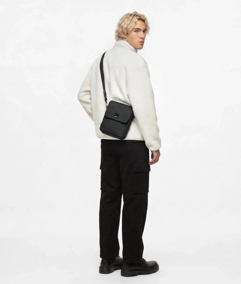 Pochette reporter homme noire Karl Lagerfeld B4M30202 999